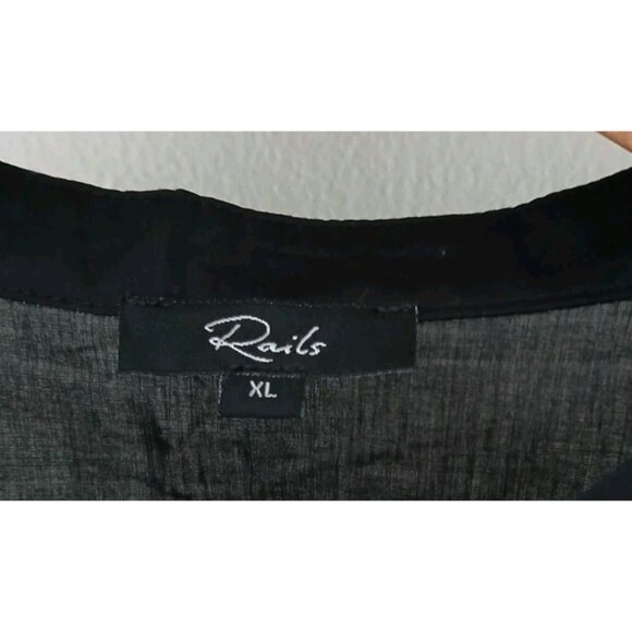 Rails Louella Embroidered Button Front Flutter Sleeve Blouse - Picture 6 of 9